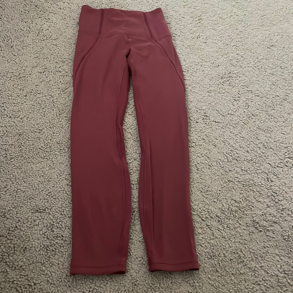 Lululemon Nulu Mesh Panels High-Rise Tight 25"
Mulled Wine